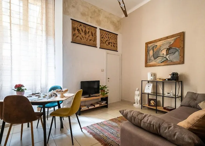 Belle Arti Gallery Garden House