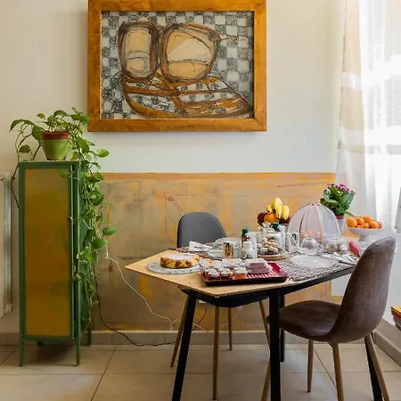 Alojamento de Acomodação e Pequeno-almoço Belle Arti Gallery Garden House 4*