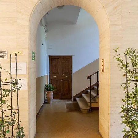 Belle Arti Gallery Garden House