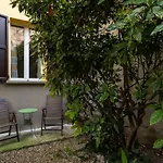 Belle Arti Gallery Garden House 4* בולוניה