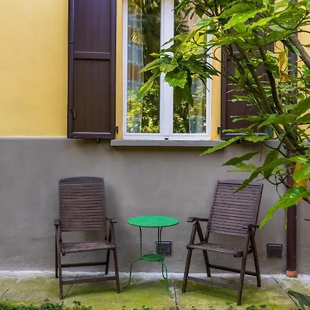 Belle Arti Gallery Garden House Bed & Breakfast *