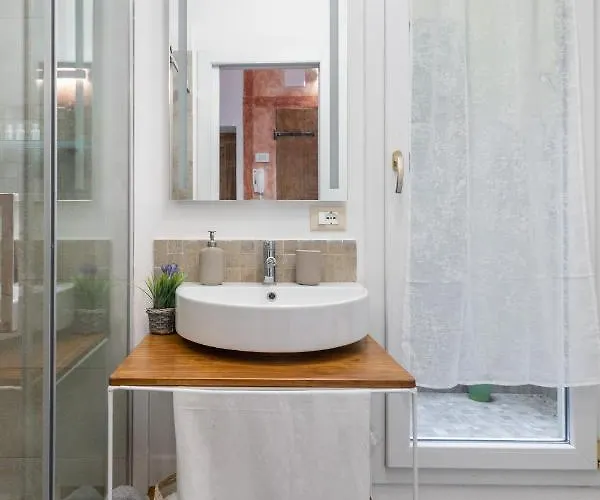 فندق مبيت وإفطار Belle Arti Gallery Garden House